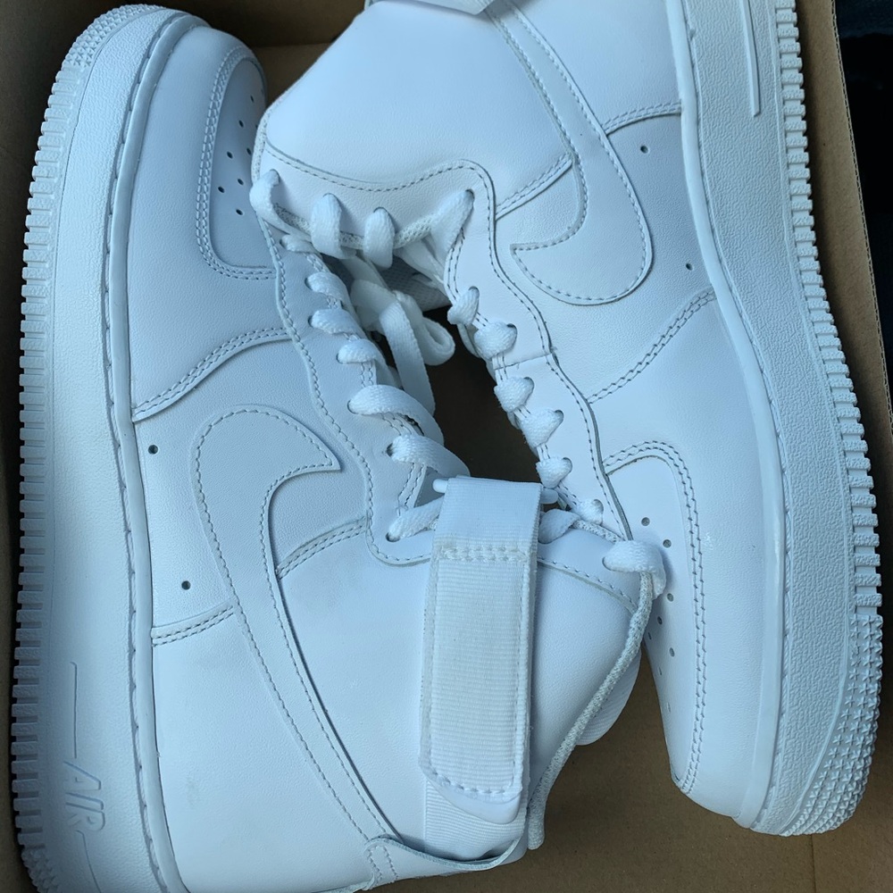 Air Force 1 Women Size 8.5